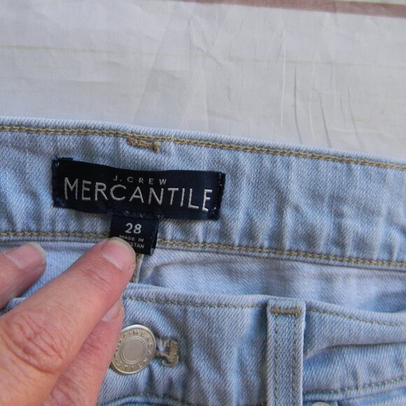 J.CREW MERCANTILE LIGHT WASH STRAIGHT LEG JEANS SZ 28 - Picture 3 of 4